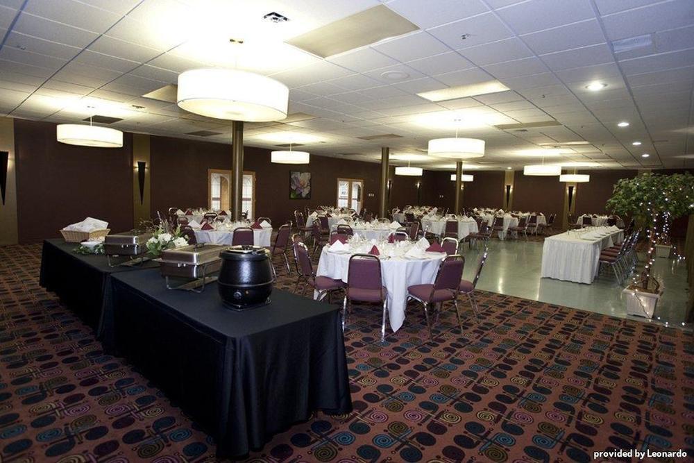 Quality Inn & Suites Saskatoon Restaurant foto