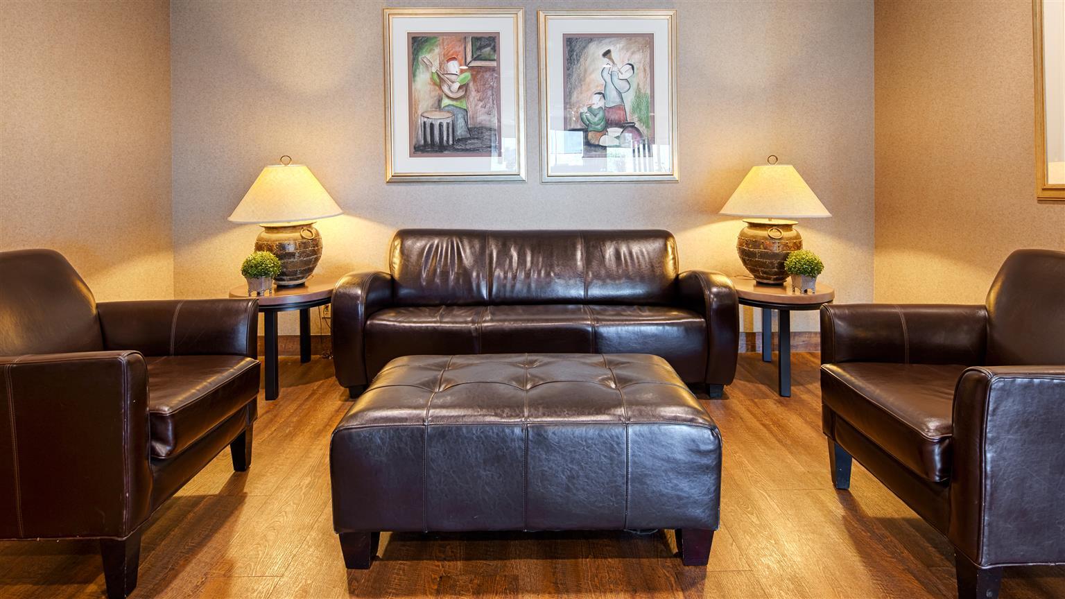 Quality Inn & Suites Saskatoon Buitenkant foto