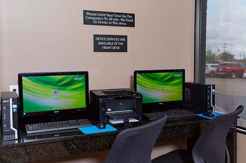 Quality Inn & Suites Saskatoon Buitenkant foto